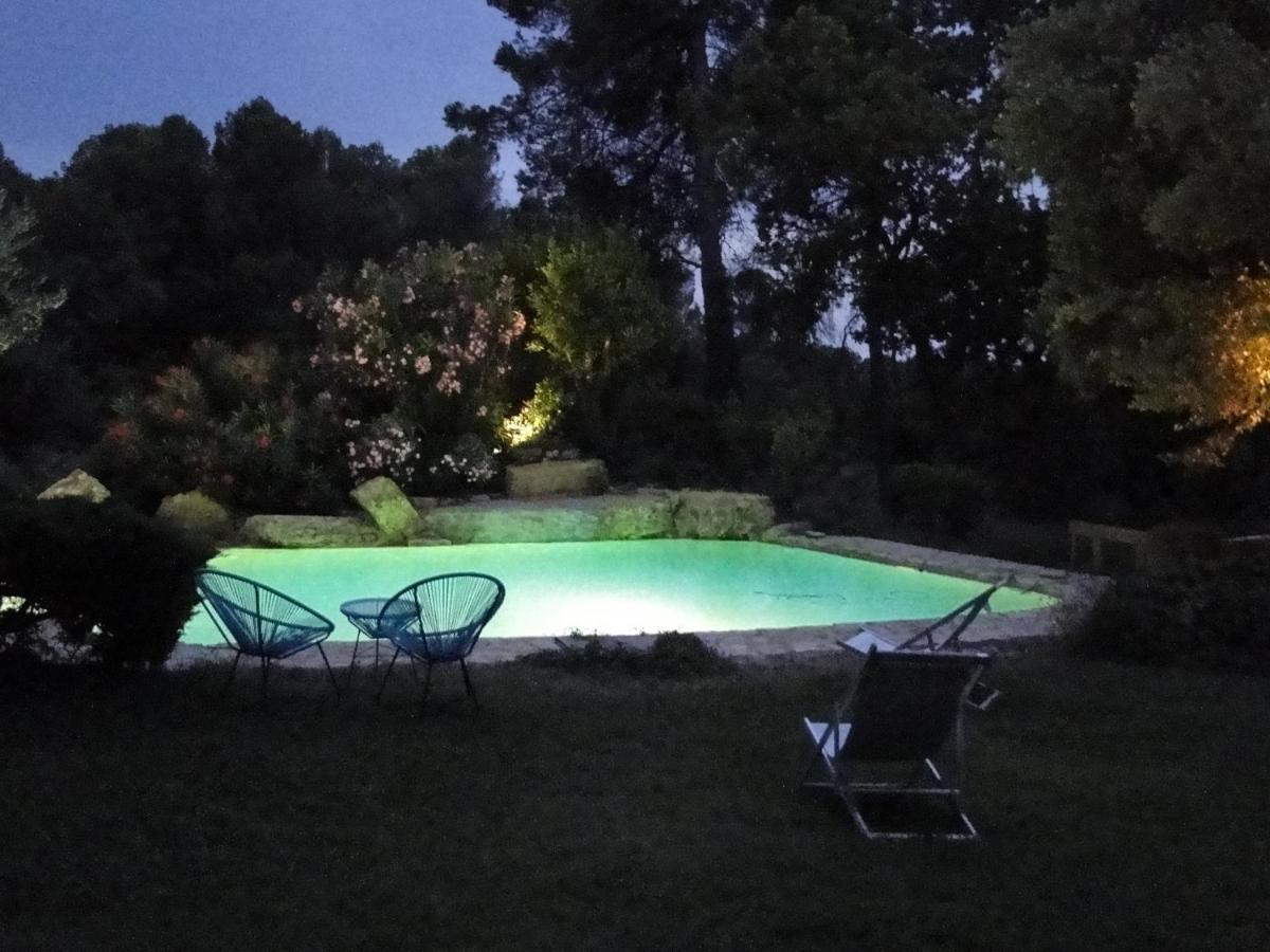 Bed and Breakfast La Bousquatiere Piolenc Екстер'єр фото