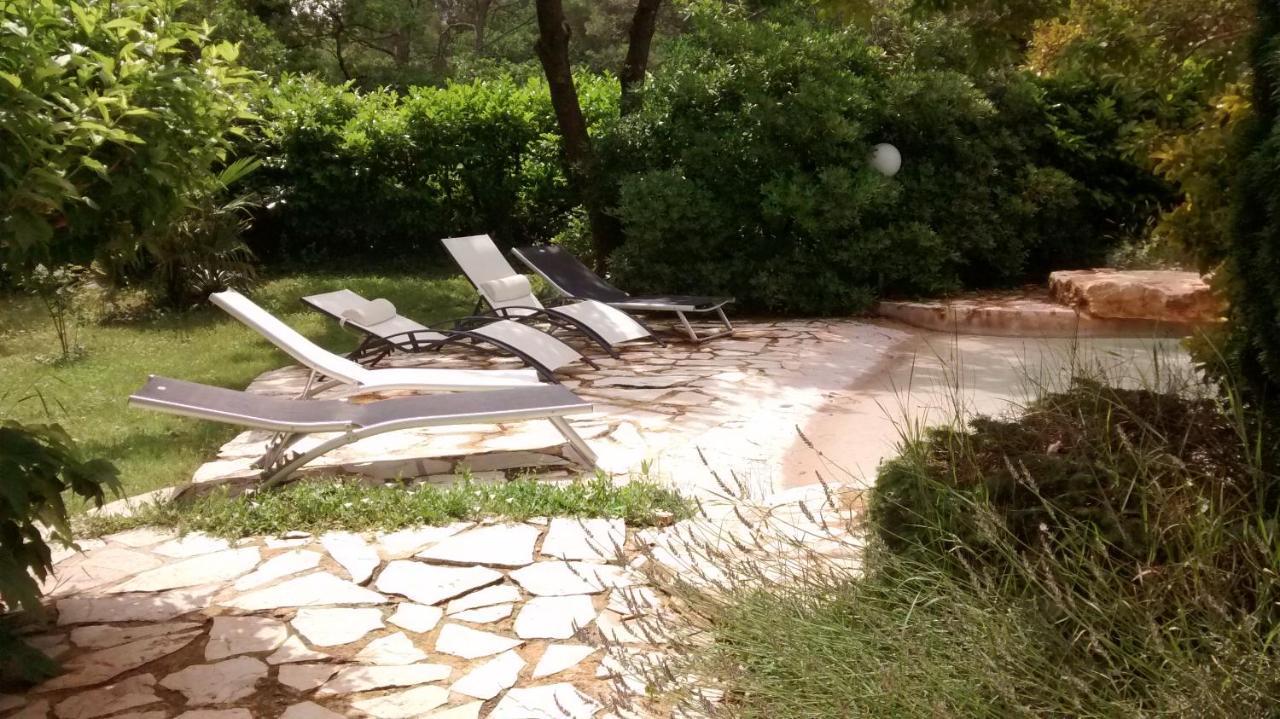 Bed and Breakfast La Bousquatiere Piolenc Екстер'єр фото