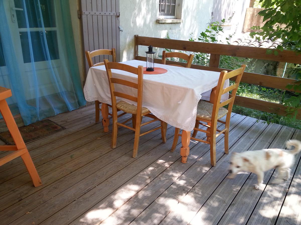 Bed and Breakfast La Bousquatiere Piolenc Екстер'єр фото